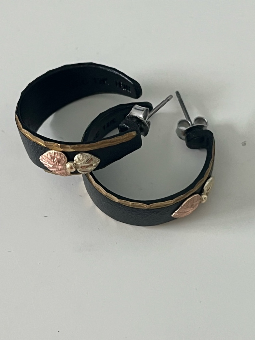 Black Hills Gold Earrings - Picture 2 of 5